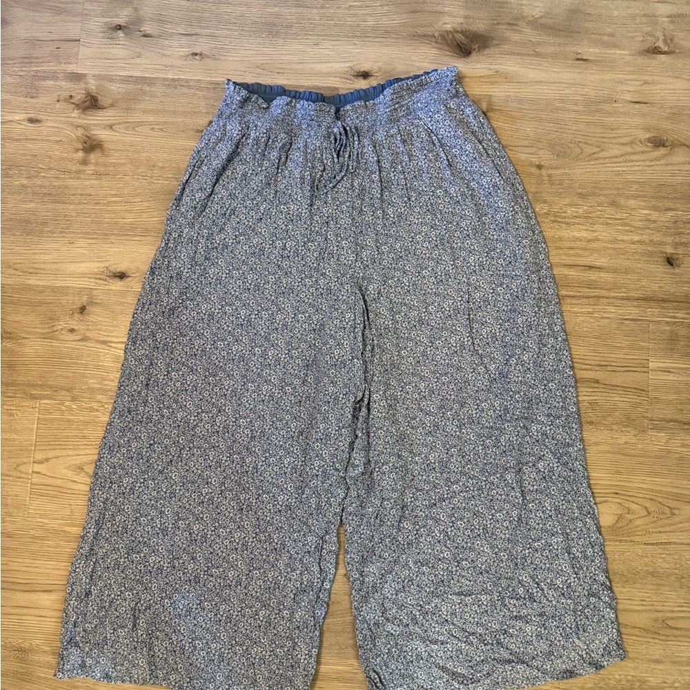 American Eagle Outfitters Blue Floral Wide-Leg Pants